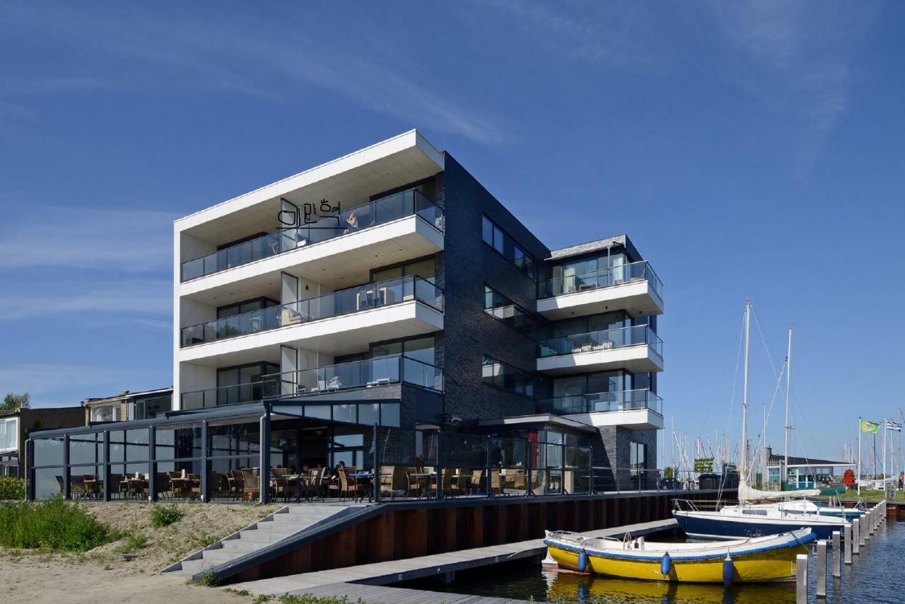 Veerse Muze Apartment คัมเปอร์ลันด์ ภายนอก รูปภาพ